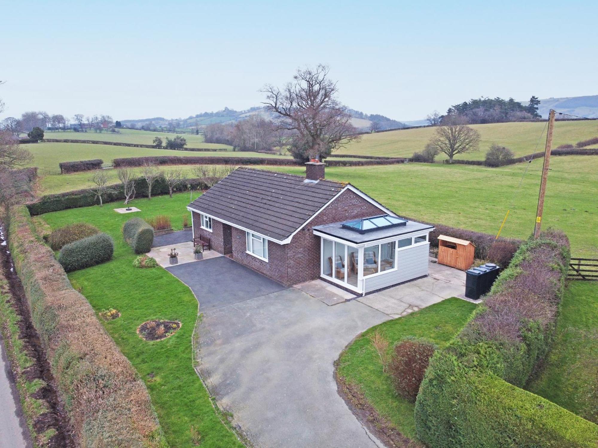 Berwyn View Villa Welshpool Exterior photo